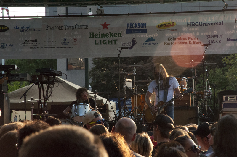 crowd1